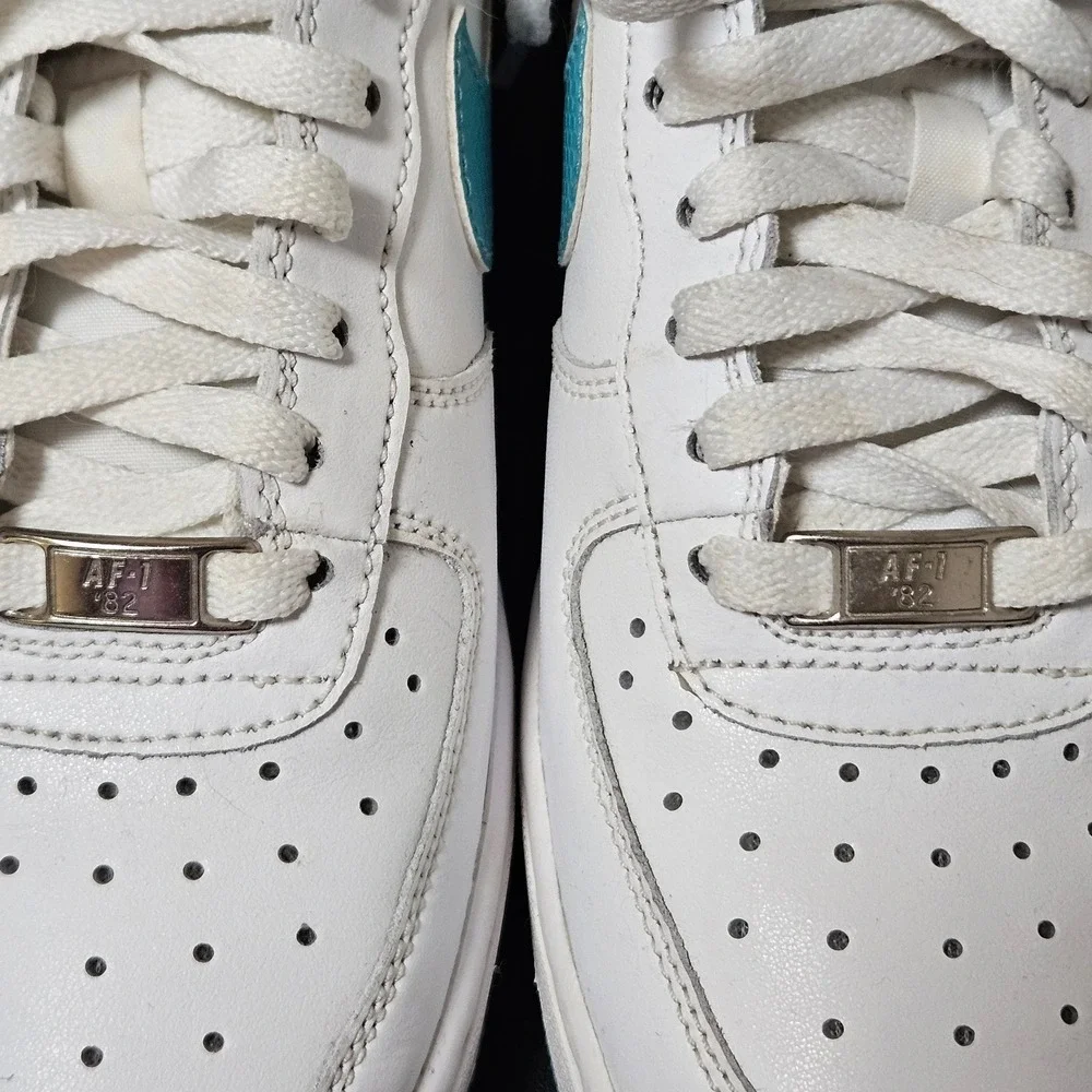 Nike Air Force 1 AF1 Low White Turquoise Teal Swoosh Leather Sneakers‎ 6.5Y